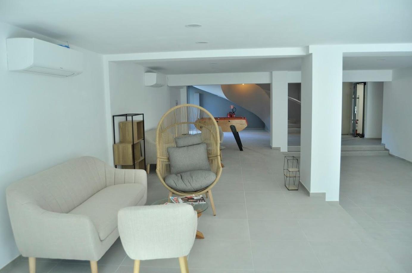 Aparthotel Teracite Warna Exterior foto