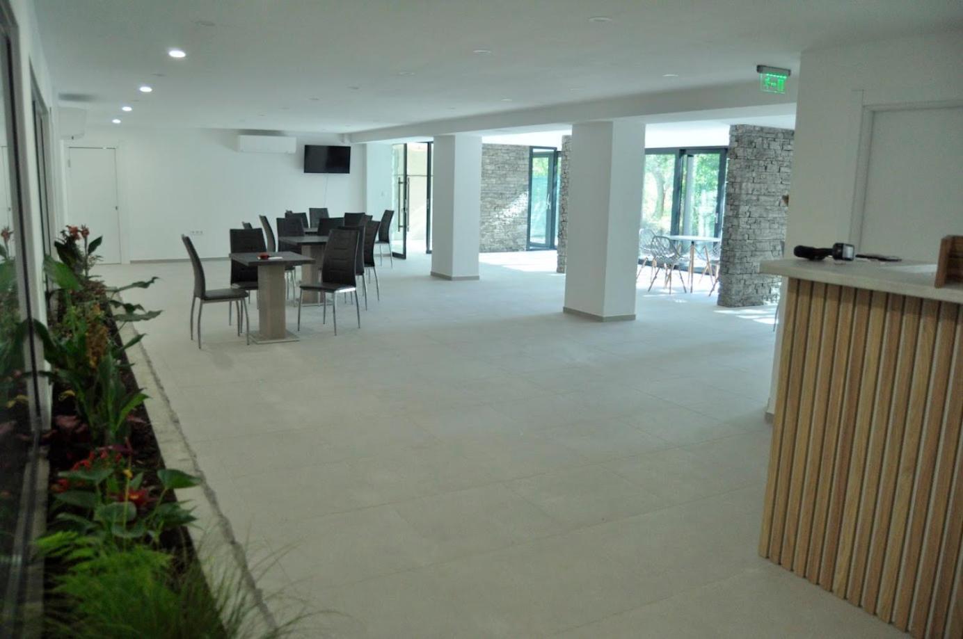 Aparthotel Teracite Warna Exterior foto