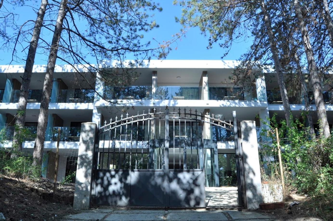 Aparthotel Teracite Warna Exterior foto