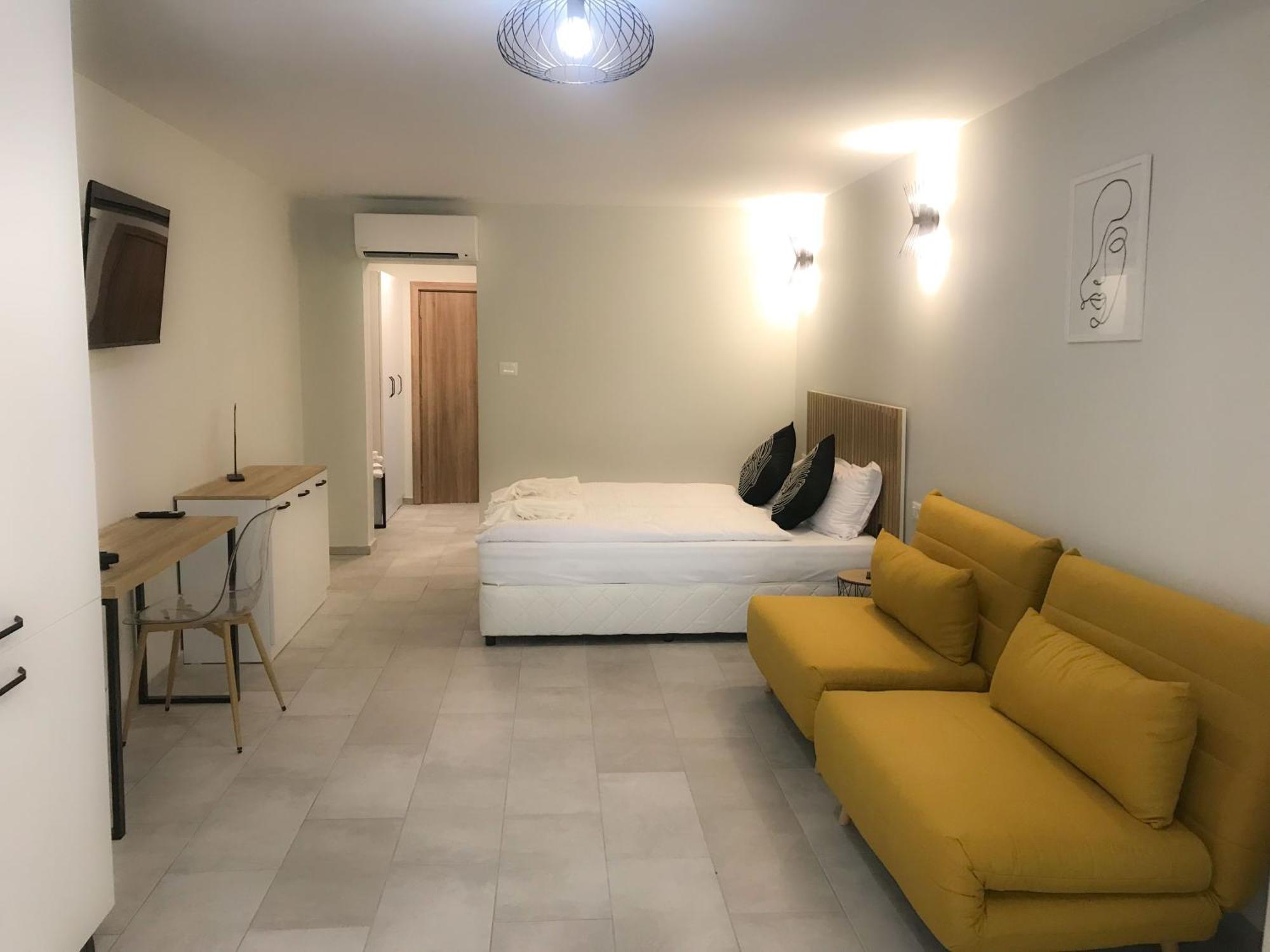 Aparthotel Teracite Warna Exterior foto