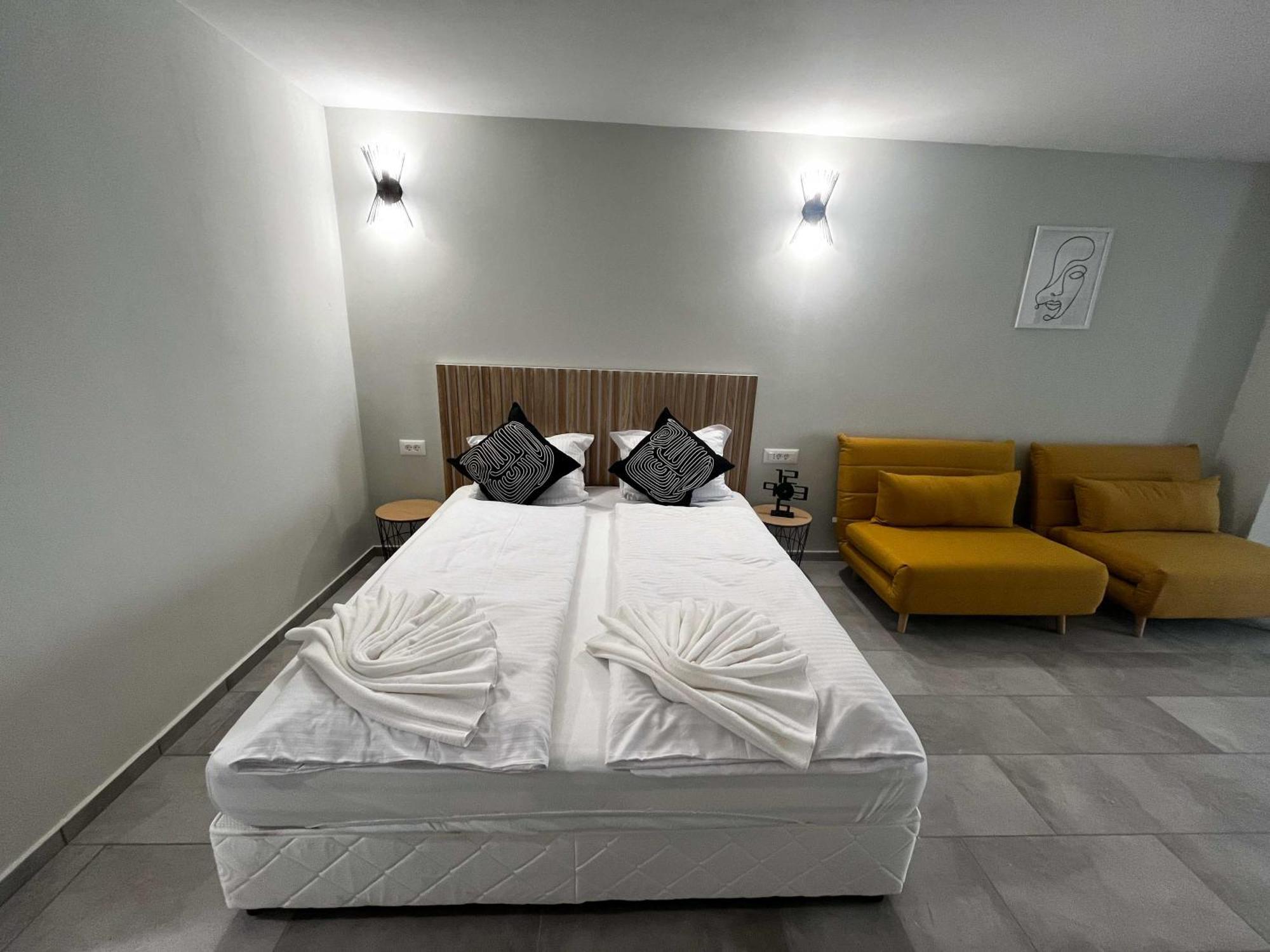 Aparthotel Teracite Warna Exterior foto